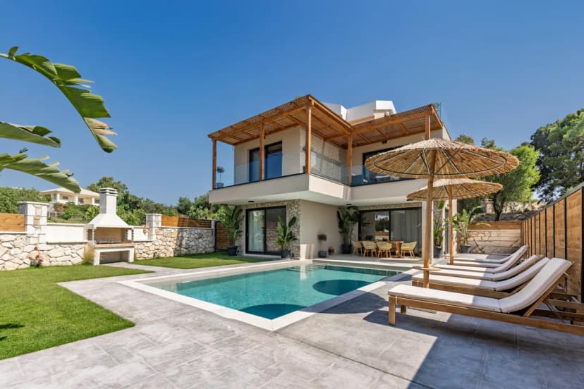 Contemporary Four-Bedroom Villa in Corfu