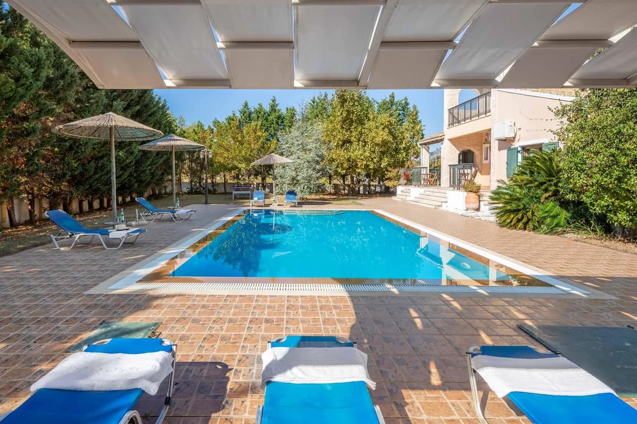 Secluded Beachside Villa in Chalikounas, Corfu photo 2