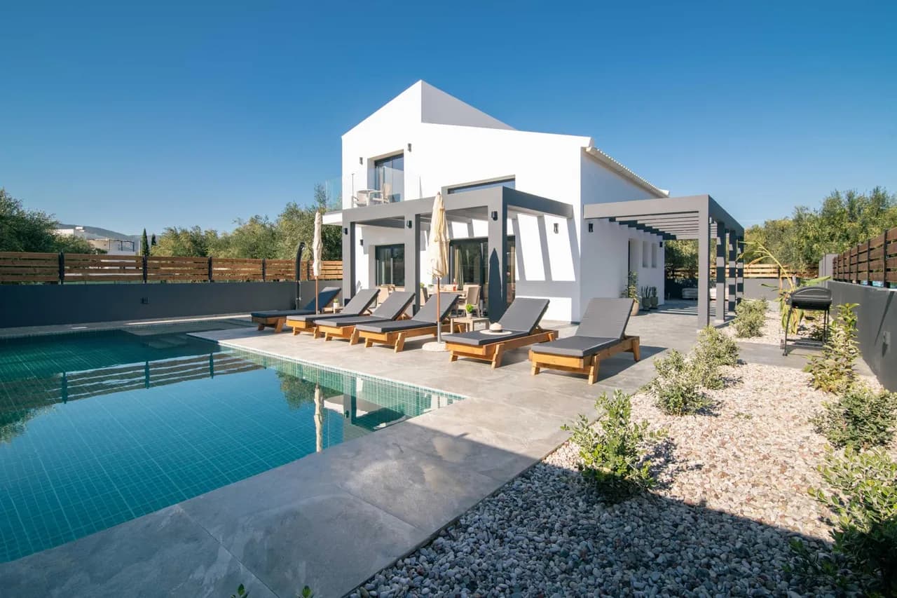 Private Swimming Pool Villa in Μουζάκι photo 4