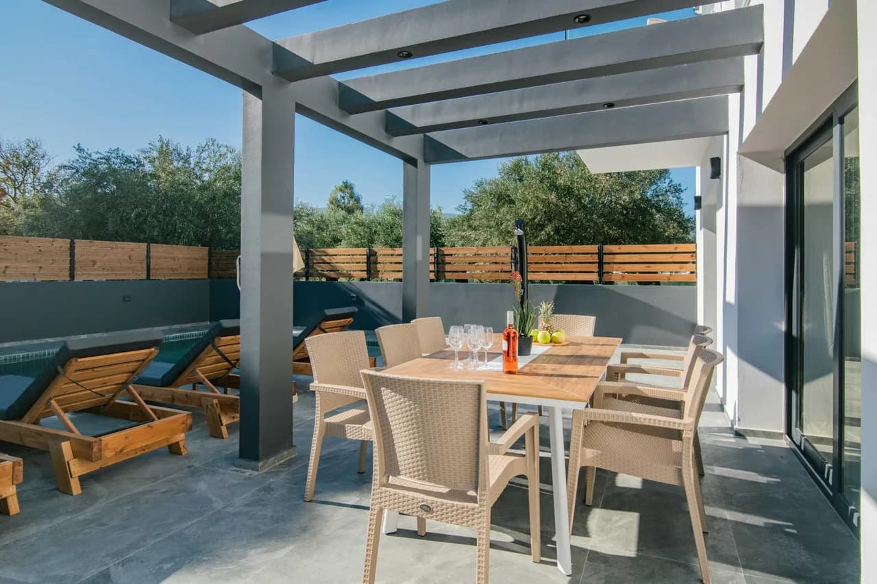 Spacious Four Bedroom Villa in Zakynthos photo 5