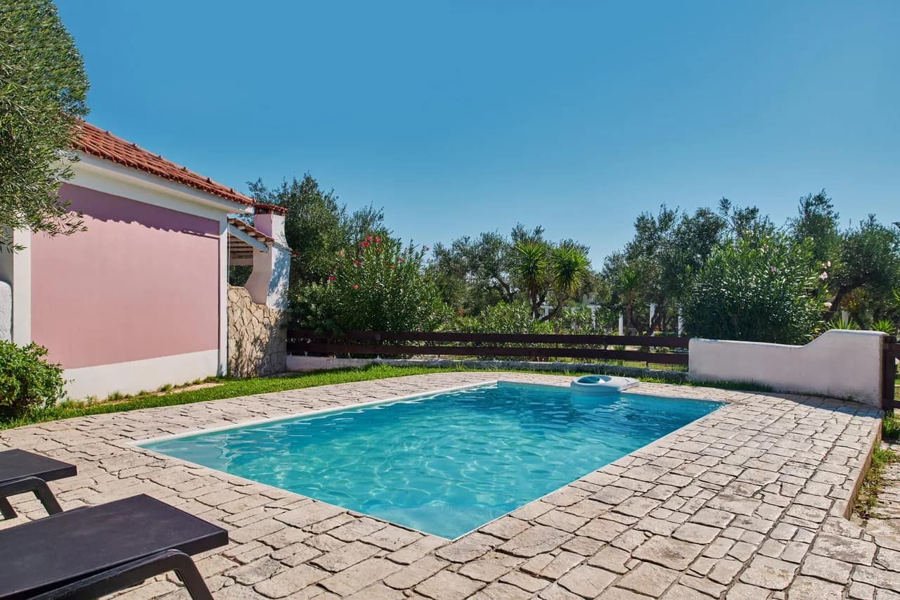 Cozy Two-Bedroom Villa in Porto Roma photo 3