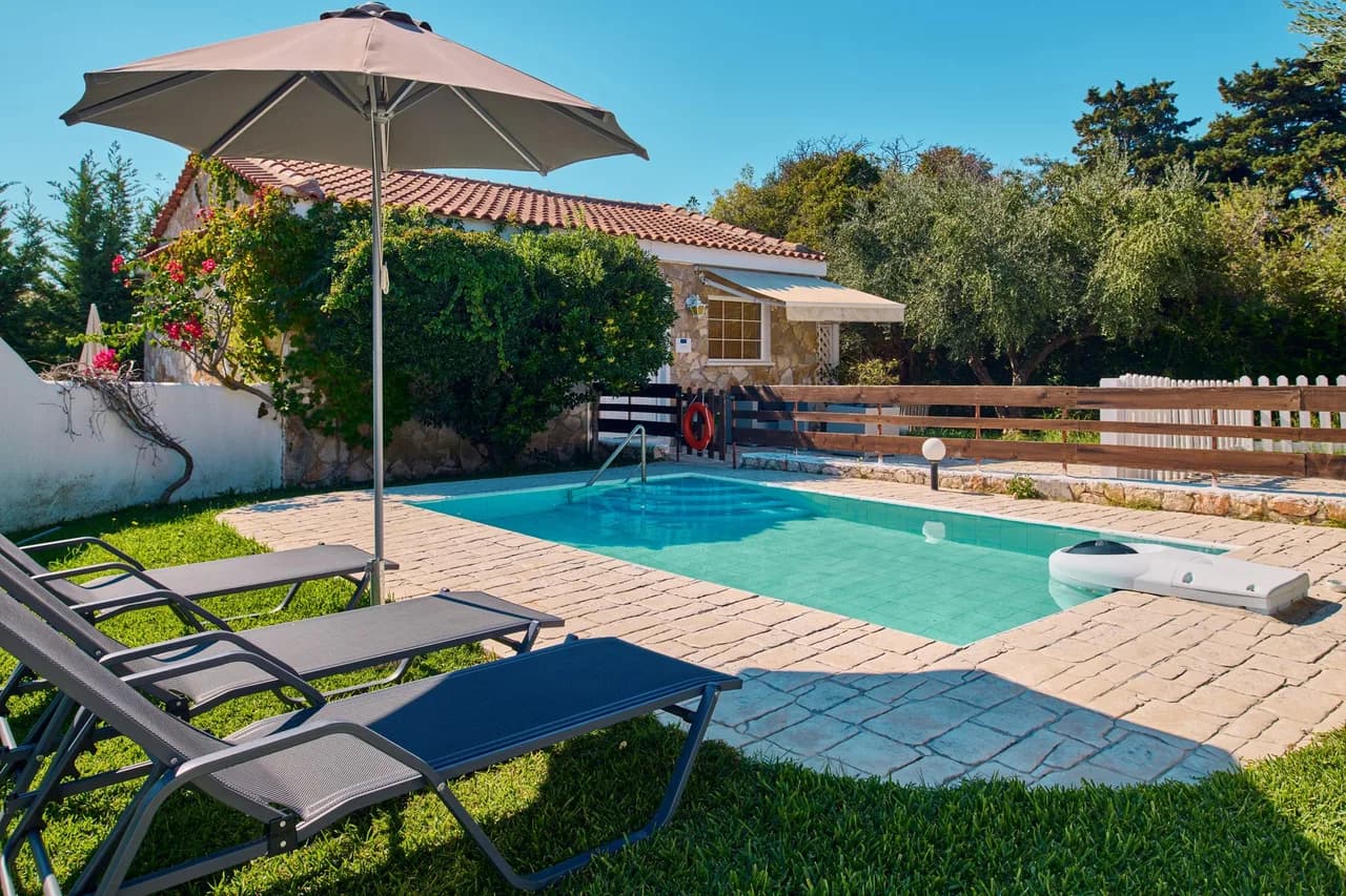 Beach View Villa in Porto Roma