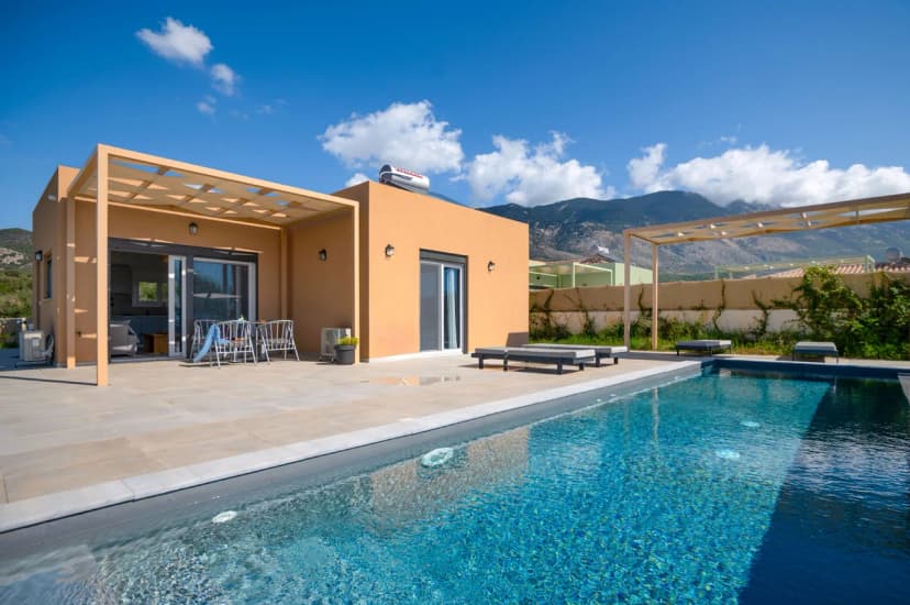 Cozy One Bedroom Villa in Kefalonia