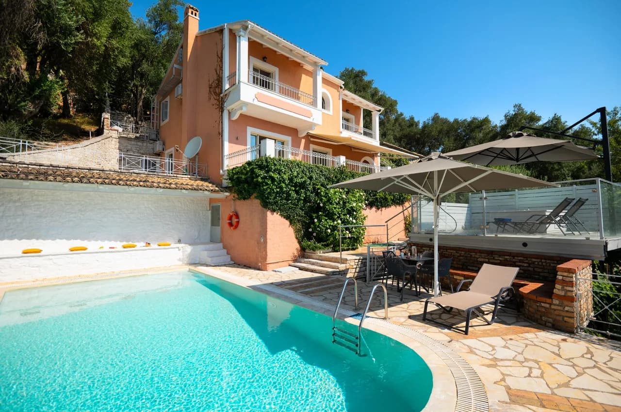 Mountain View Three Bedroom Villa in Corfu