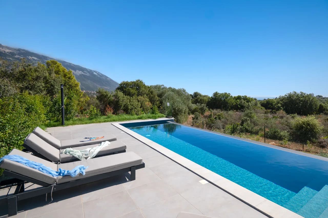 Mountain And Sea View Villa in Ionian Islands photo 2
