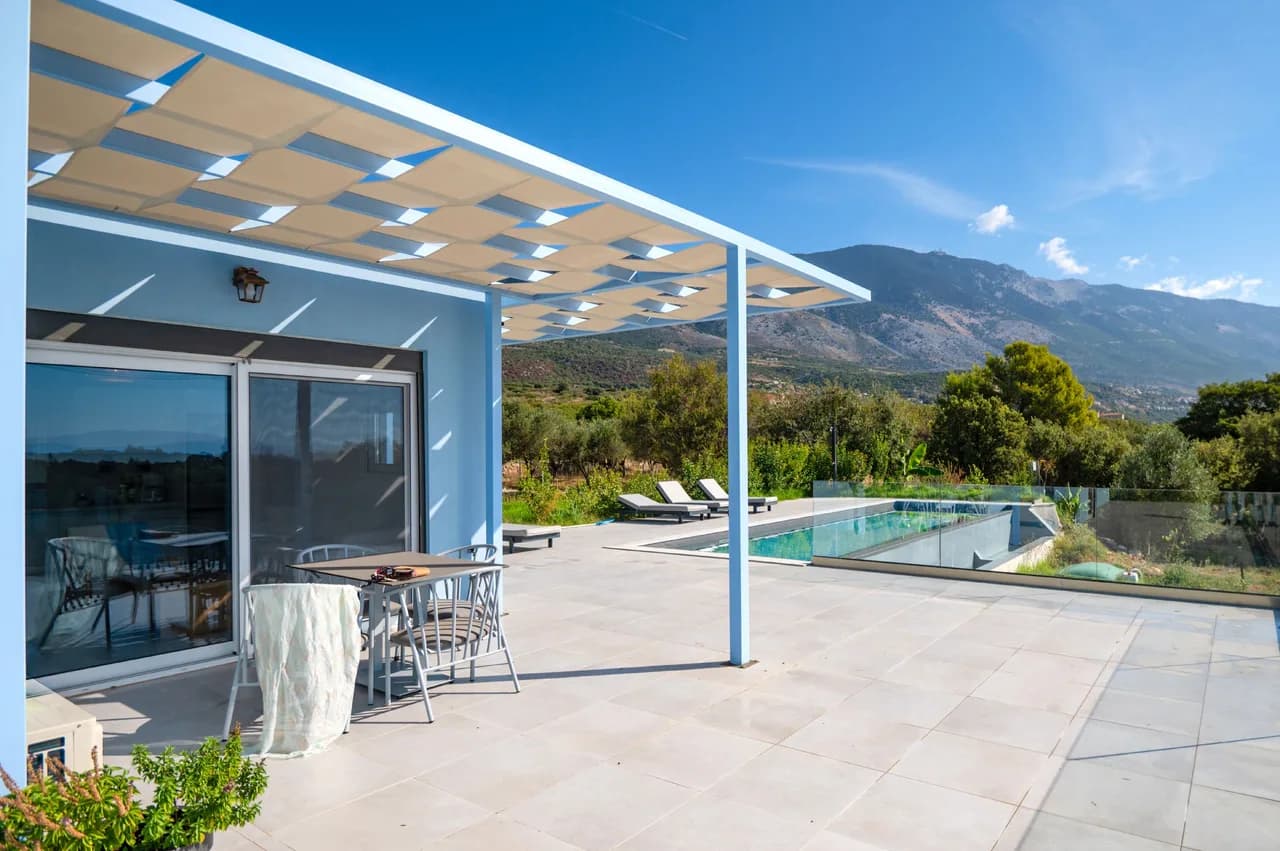 Mountain And Sea View Villa in Ionian Islands photo 4