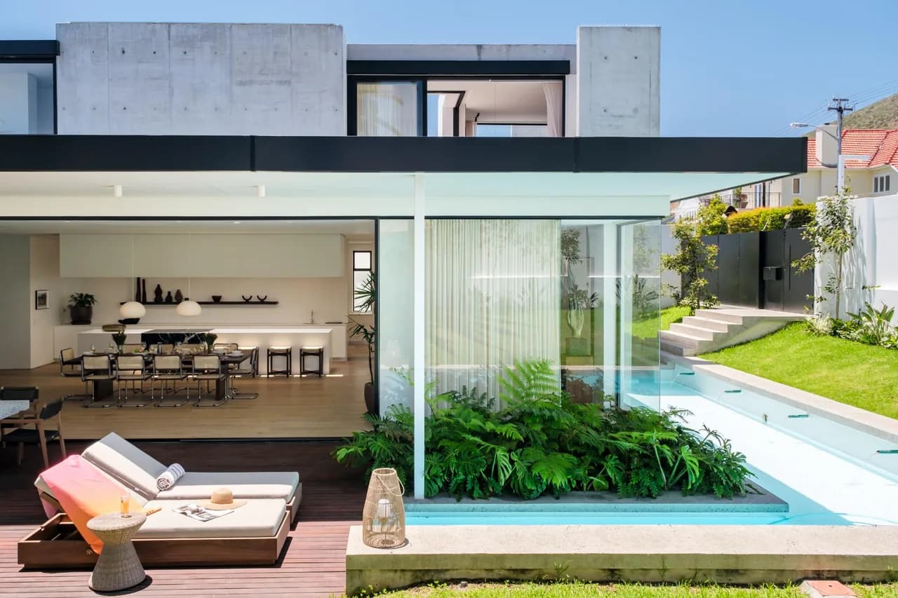 Mountain View Villa with Garden Pool in Cape Town photo 3