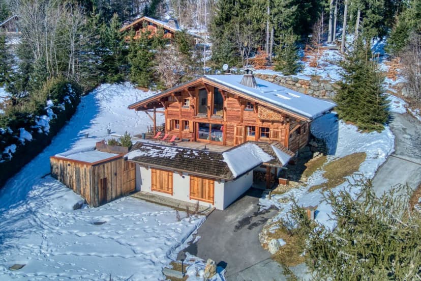 Charming Seven Bedroom Chalet in French Alps Ski Resorts