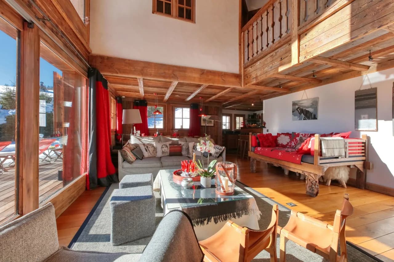 Spacious Seven Bedroom Chalet in Chamonix-Mont-Blanc photo 2
