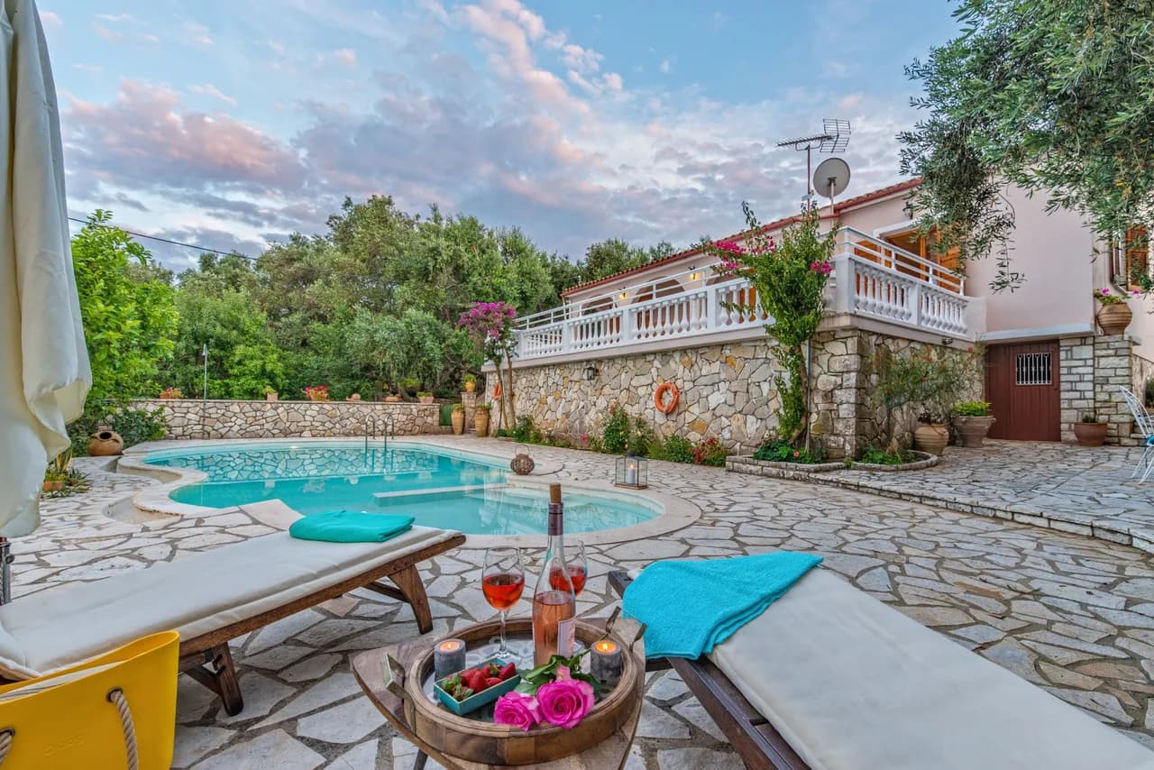 Mountain View Two Bedroom Villa in Vlachopoulatika photo 4