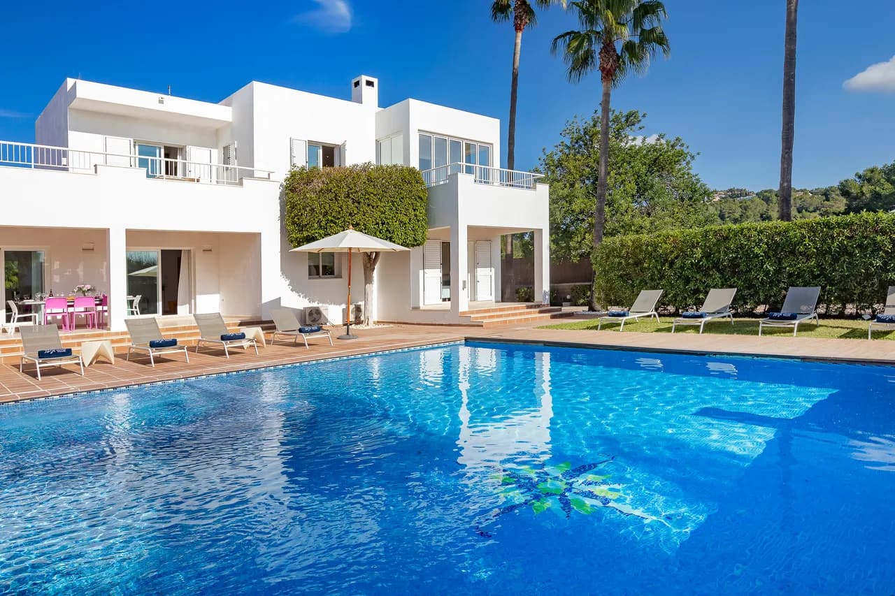 Balcony Four Bedroom Villa in Can Ramon, Ibiza photo 3