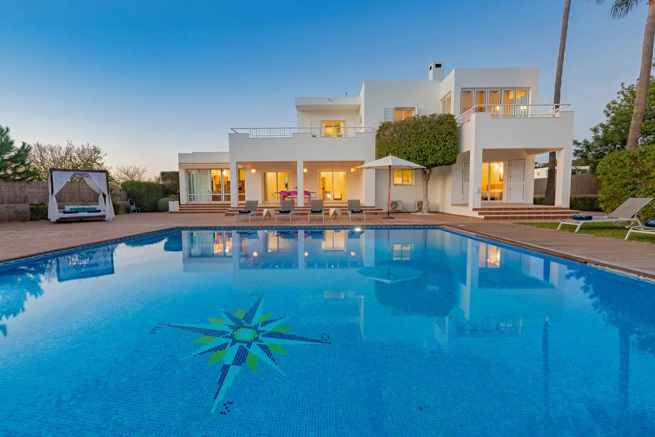 Balcony Four Bedroom Villa in Can Ramon, Ibiza photo 4