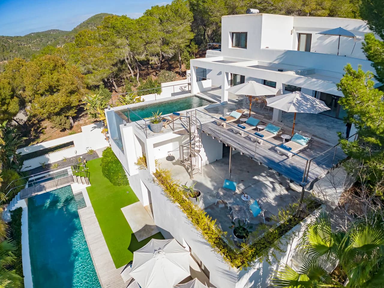 Seaview Seven Bedroom Villa in Ibiza photo 2