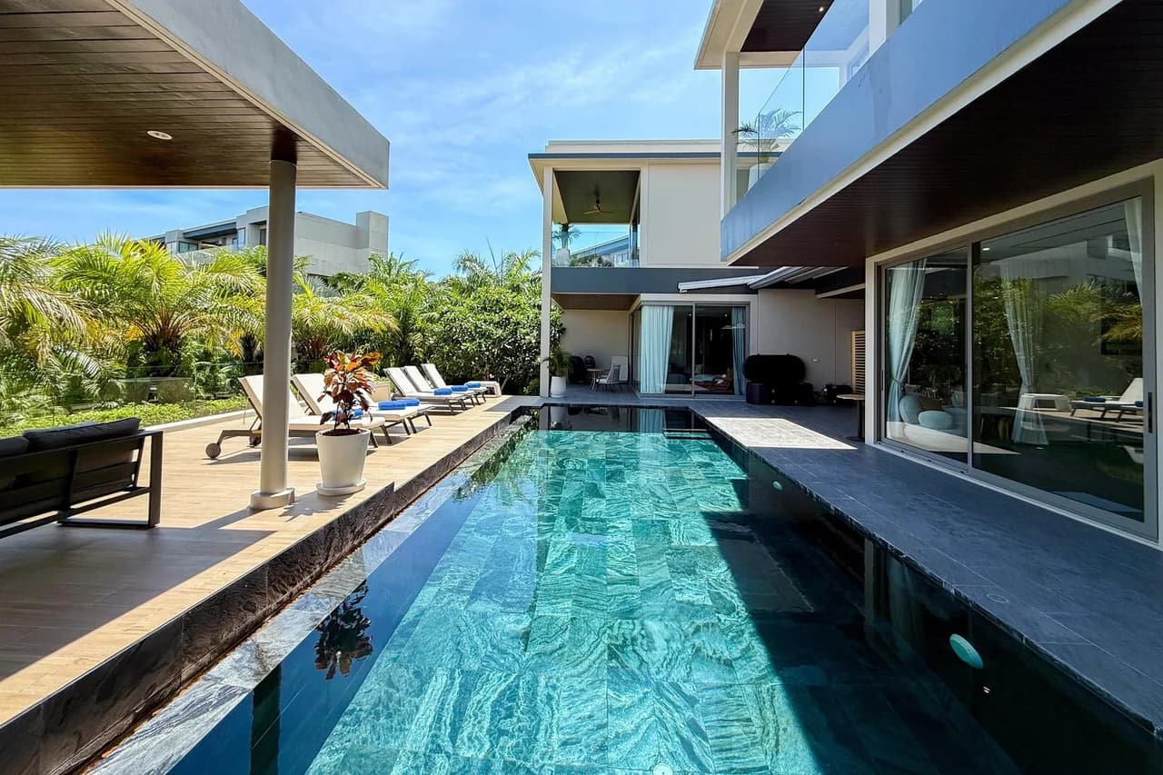 Sea View Five Bedroom Villa in Choeng Thale photo 2