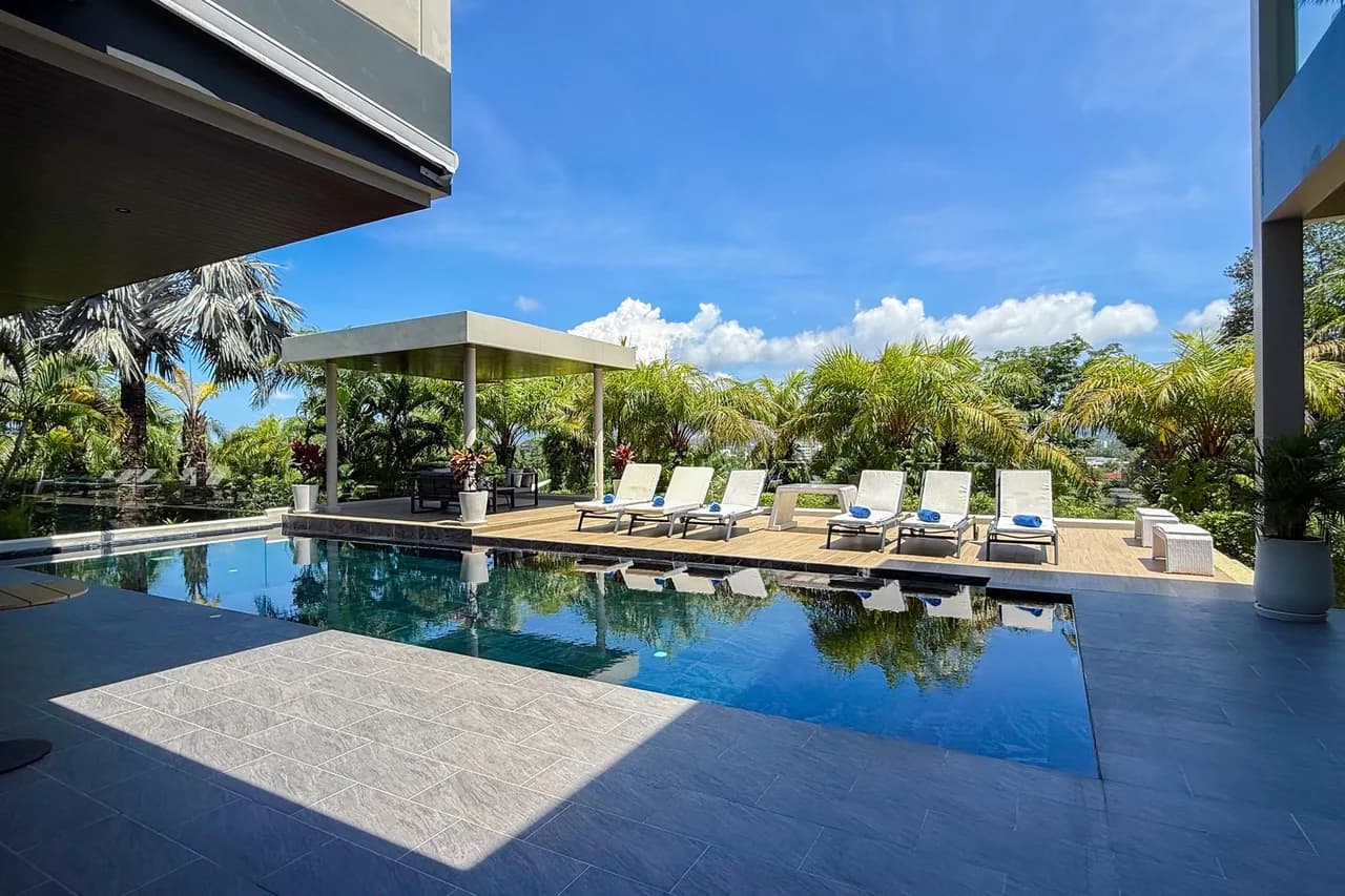 Sea View Five Bedroom Villa in Choeng Thale photo 3