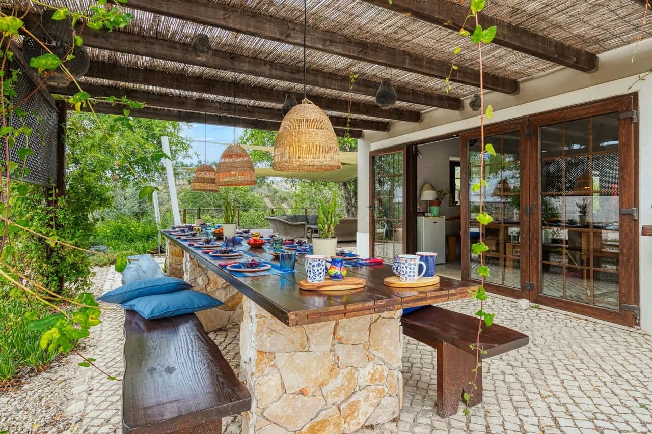 Spacious Five Bedroom Villa in Sao Bartolomeu de Messines photo 4