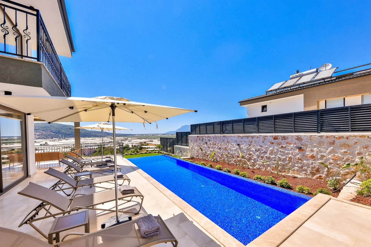 Mountain View Two Bedroom Villa in Yeşilköy photo 2