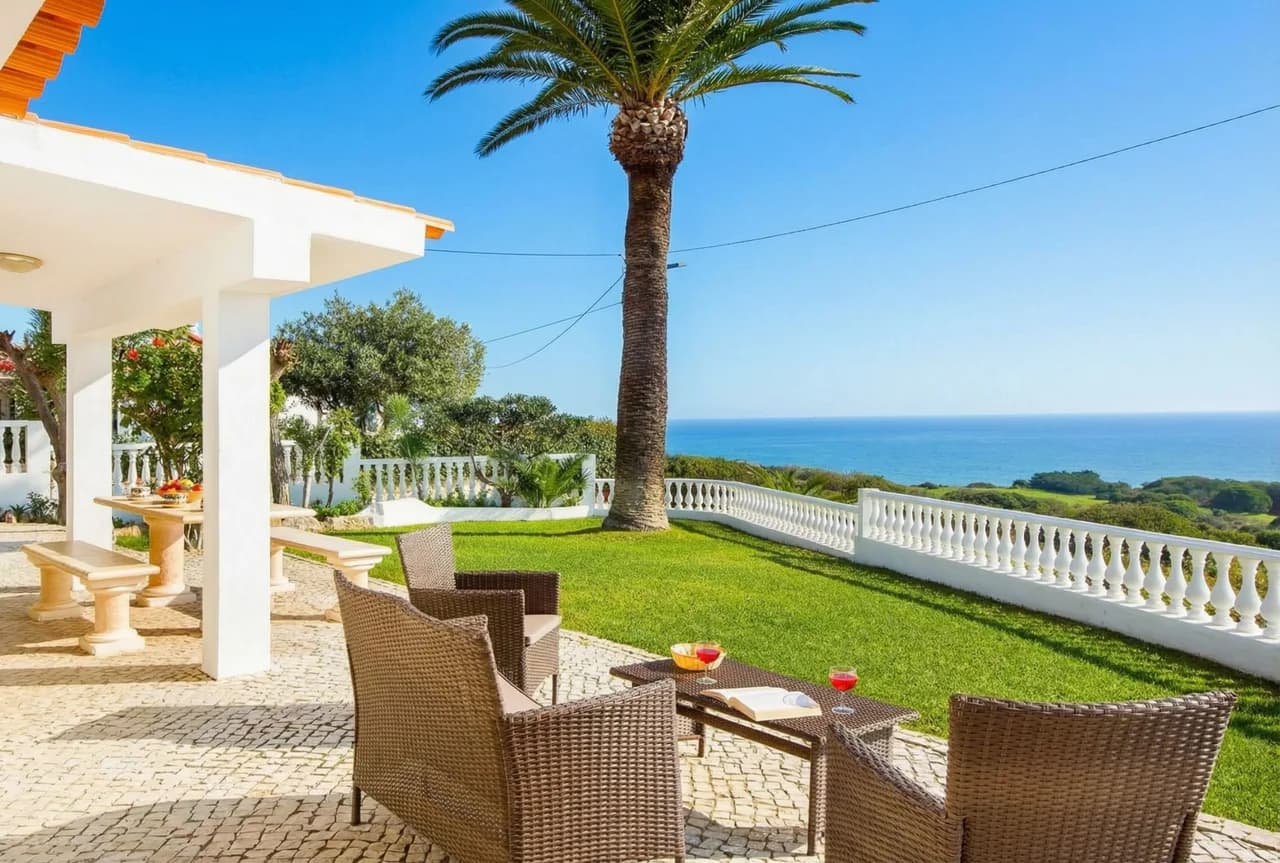 Seaview Two Bedroom Villa in Albufeira photo 2