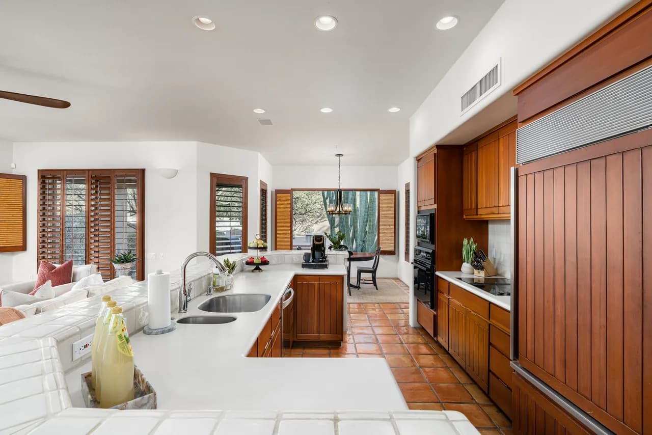 Desert View Villa with Hot Tub in Scottsdale photo 4