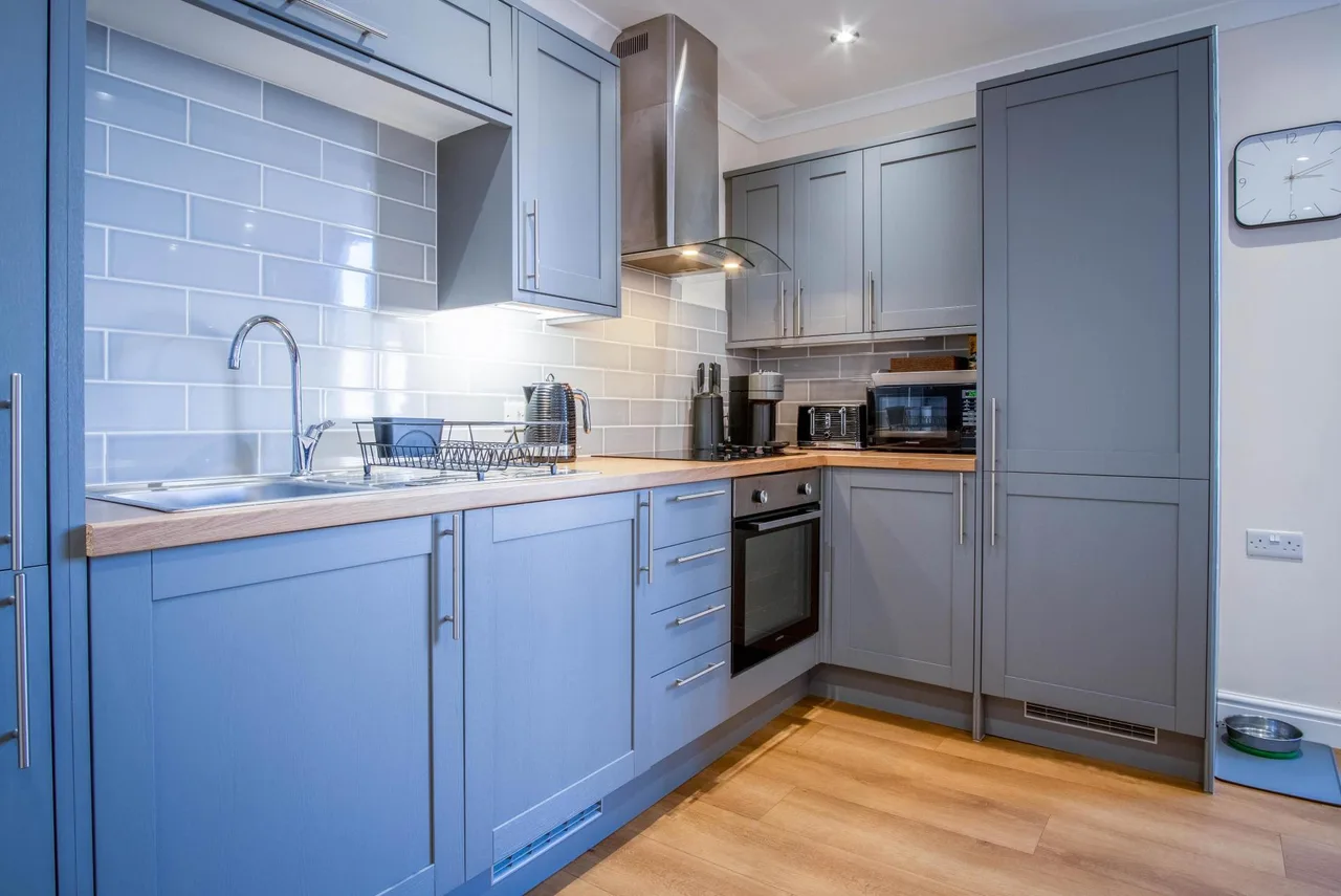 Beach View Three Bedroom Apartment in Tenby photo 2