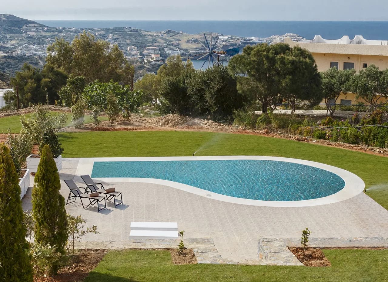 Sea View Four Bedroom Villa in Ammoudi photo 4