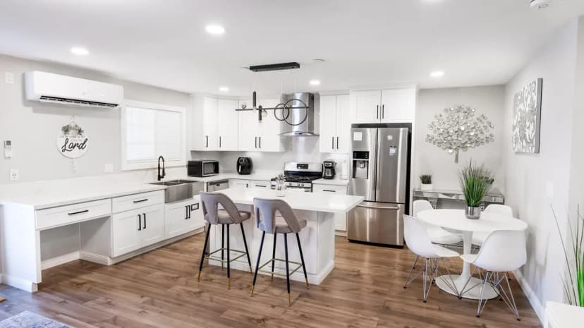 Gillespie Dr 2BR 1BA Front Unit | Near Downtown SD