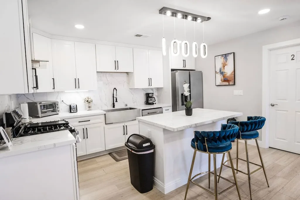 Modern Three Bedroom Villa in San Diego photo 5