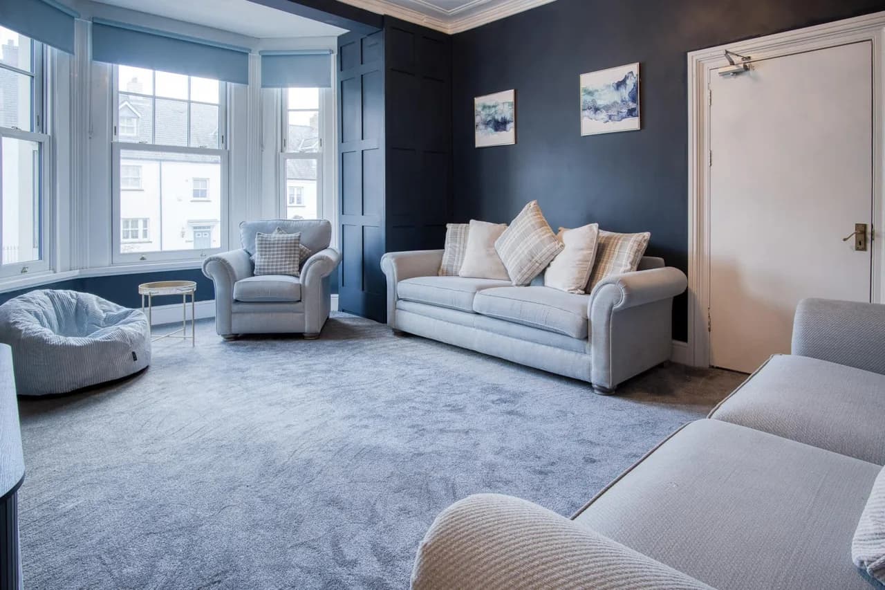 Spacious Nine Bedroom Villa in Pembrokeshire Coast photo 4