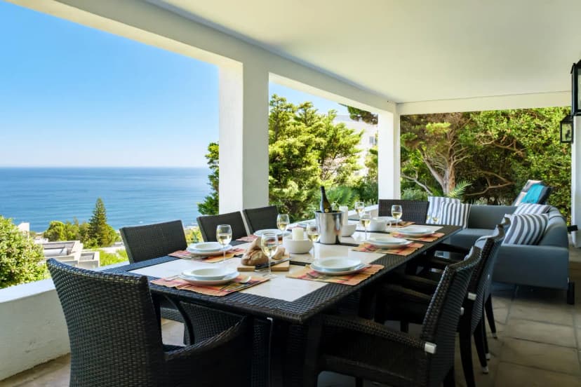 Camps Bay 4bed Home w Pool and Views Alma Marina