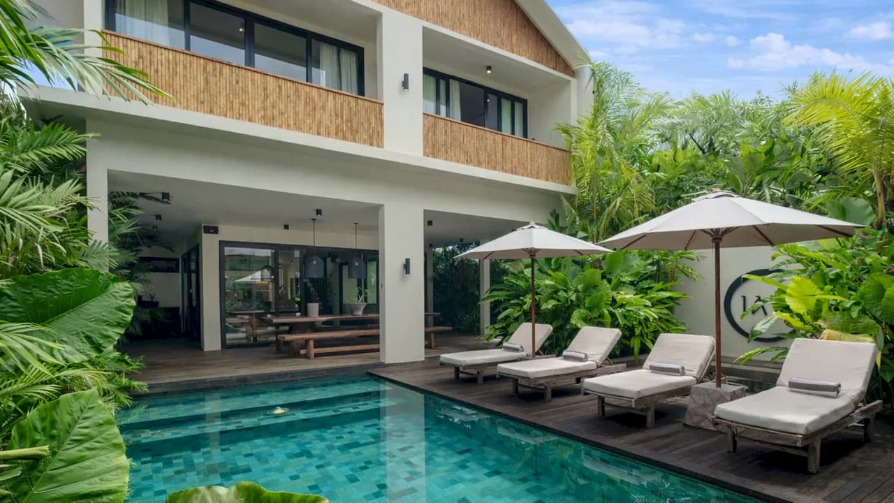 Private Pool Five Bedroom Villa in Pecatu photo 2