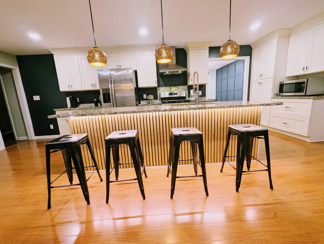 Entertainment-Focused Five Bedroom Villa in Augusta photo 5