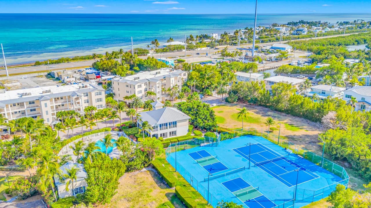 Ocean View Duplex Penthouses in Islamorada Florida photo 3