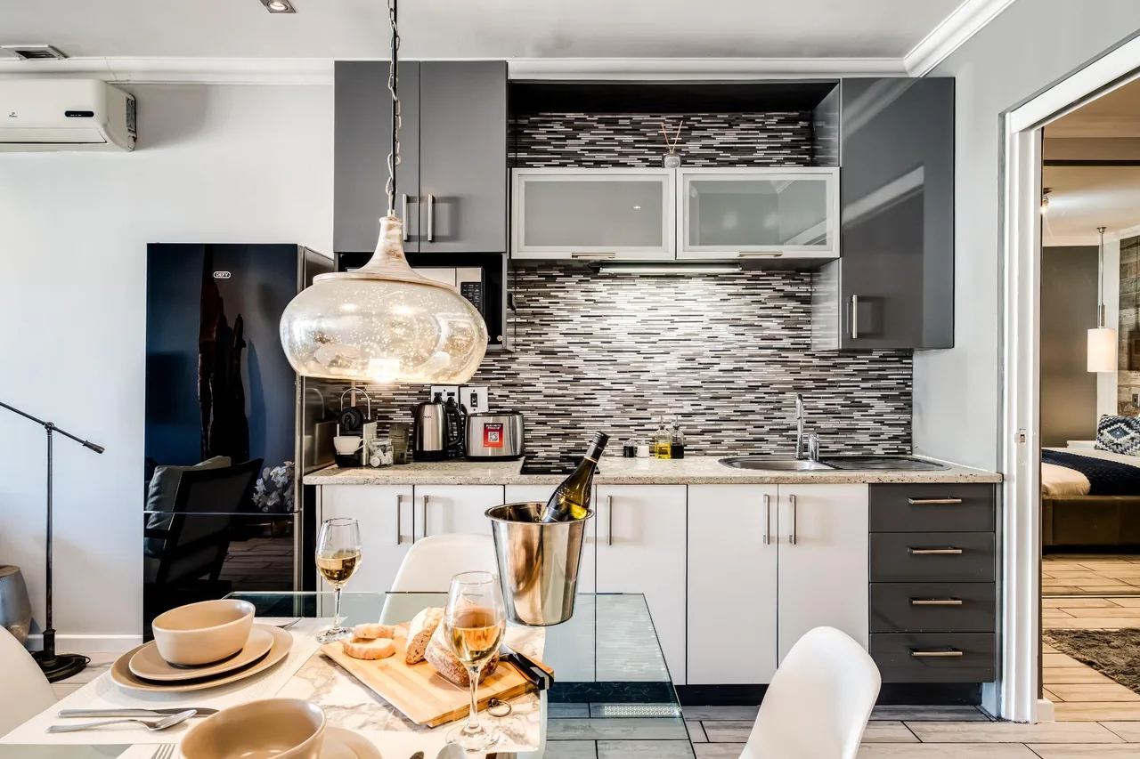 Stylish One Bedroom Apartment in Cape Town photo 3