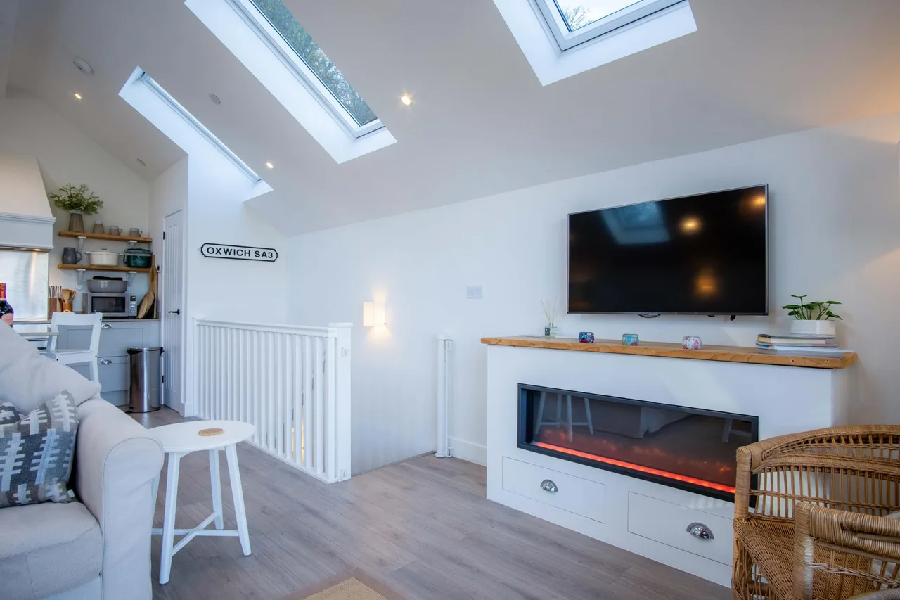 Cozy Three Bedroom Cottage in Oxwich photo 5