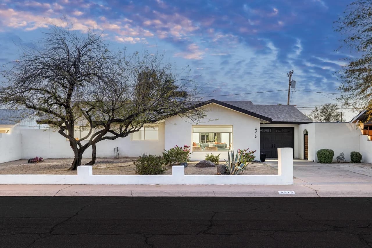 Contemporary Four Bedroom Retreat in Scottsdale photo 5