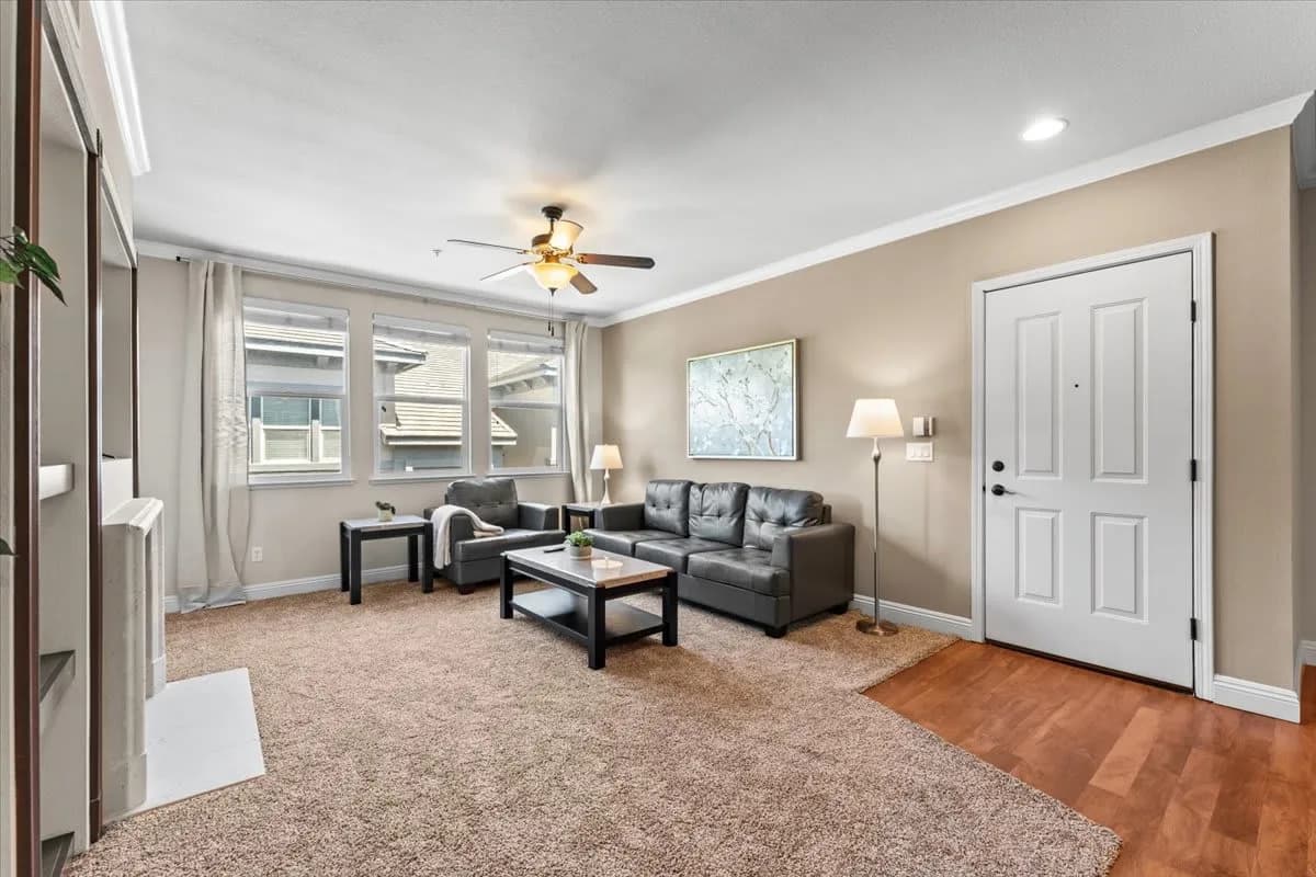Mountain View One Bedroom in Reno photo 5
