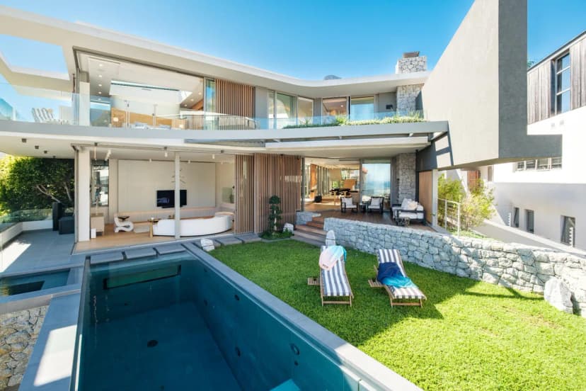 Ocean View Luxury Villa in Camps Bay