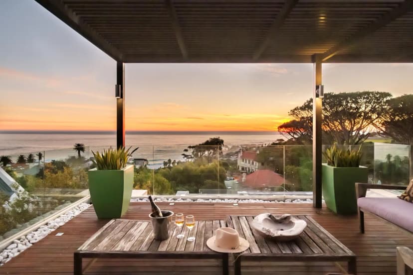 Sea View Three Bedroom Apartment in Cape Town