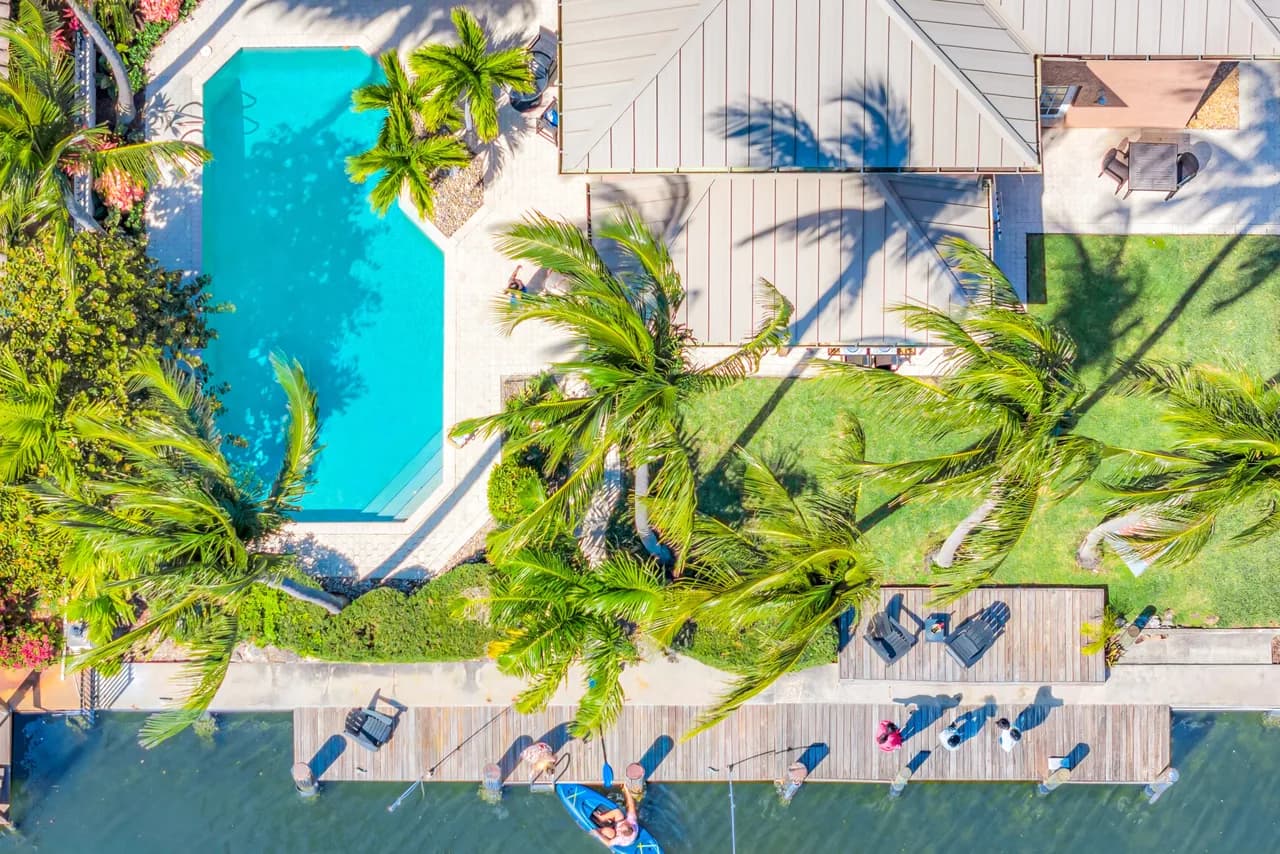 Waterfront Villa with Heated Pool in Lauderdale-by-the-Sea photo 5