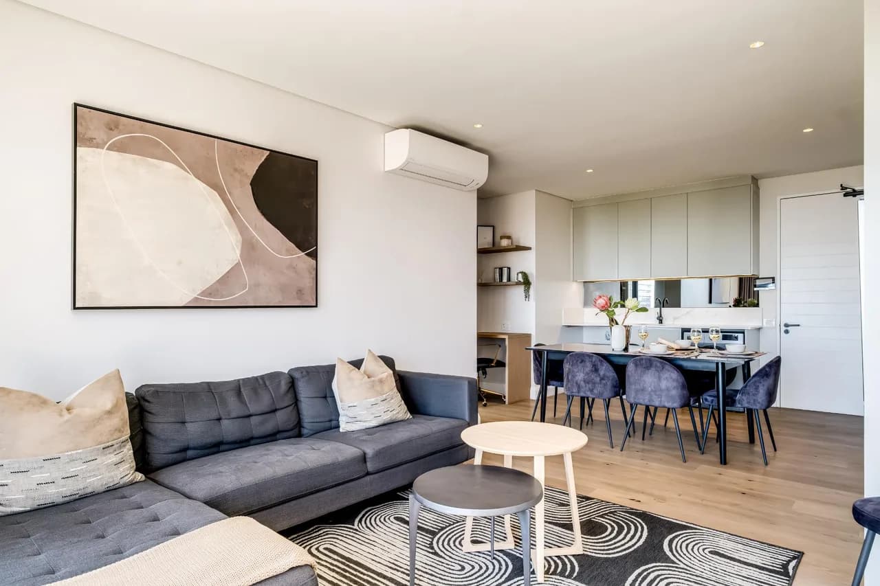 Central Modern One-Bedroom Apartment in Sea Point, Cape Town photo 4
