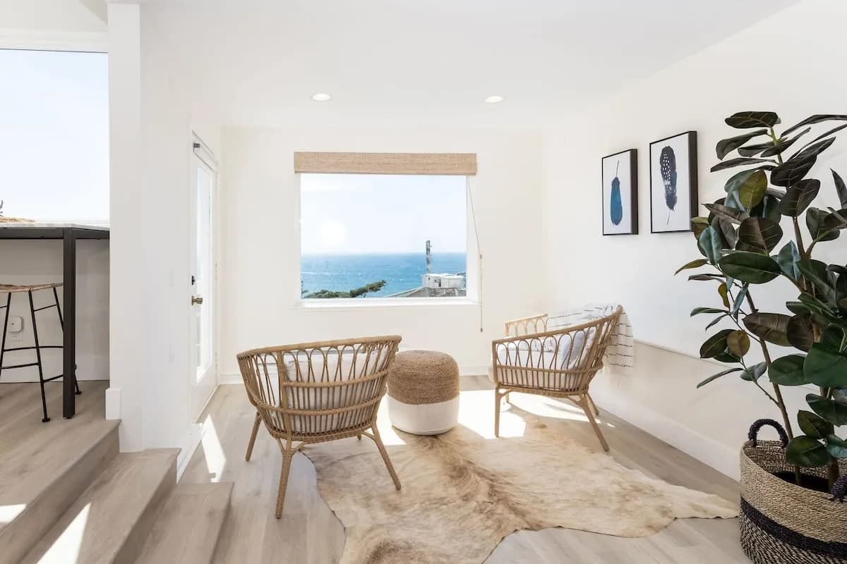 Oceanfront Coastal Home in Moss Beach, California photo 3