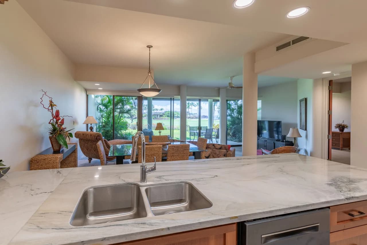 Oceanfront Two Bedroom Retreat in Puako Hawaii photo 5