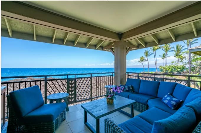 Contemporary Oceanview Retreat in Big Island
