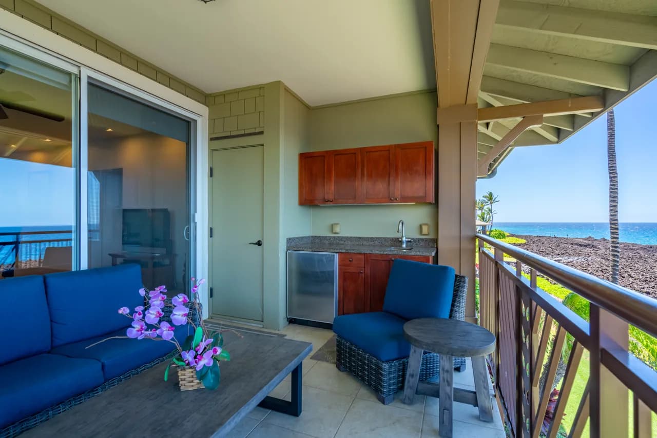 Oceanfront Two Bedroom Condo in Puako Hawaii photo 3