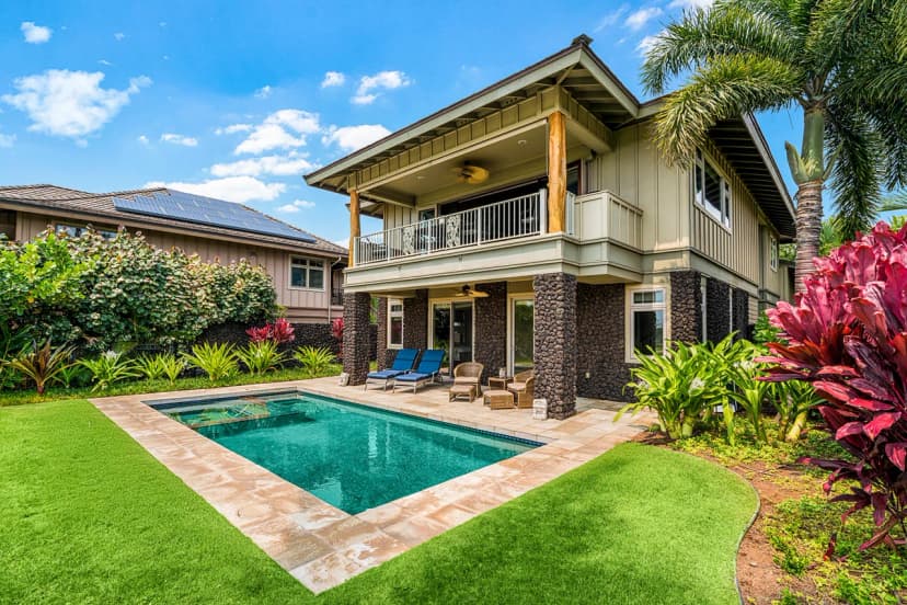Heated Pool Villa in Big Island
