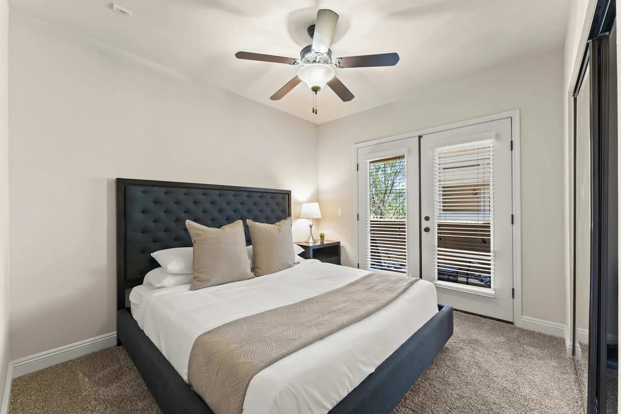 Mountain View Two Bedroom Villa in Reno, Nevada photo 3