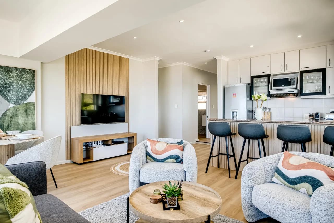 Ocean View Two Bedroom Apartment in Camps Bay photo 3