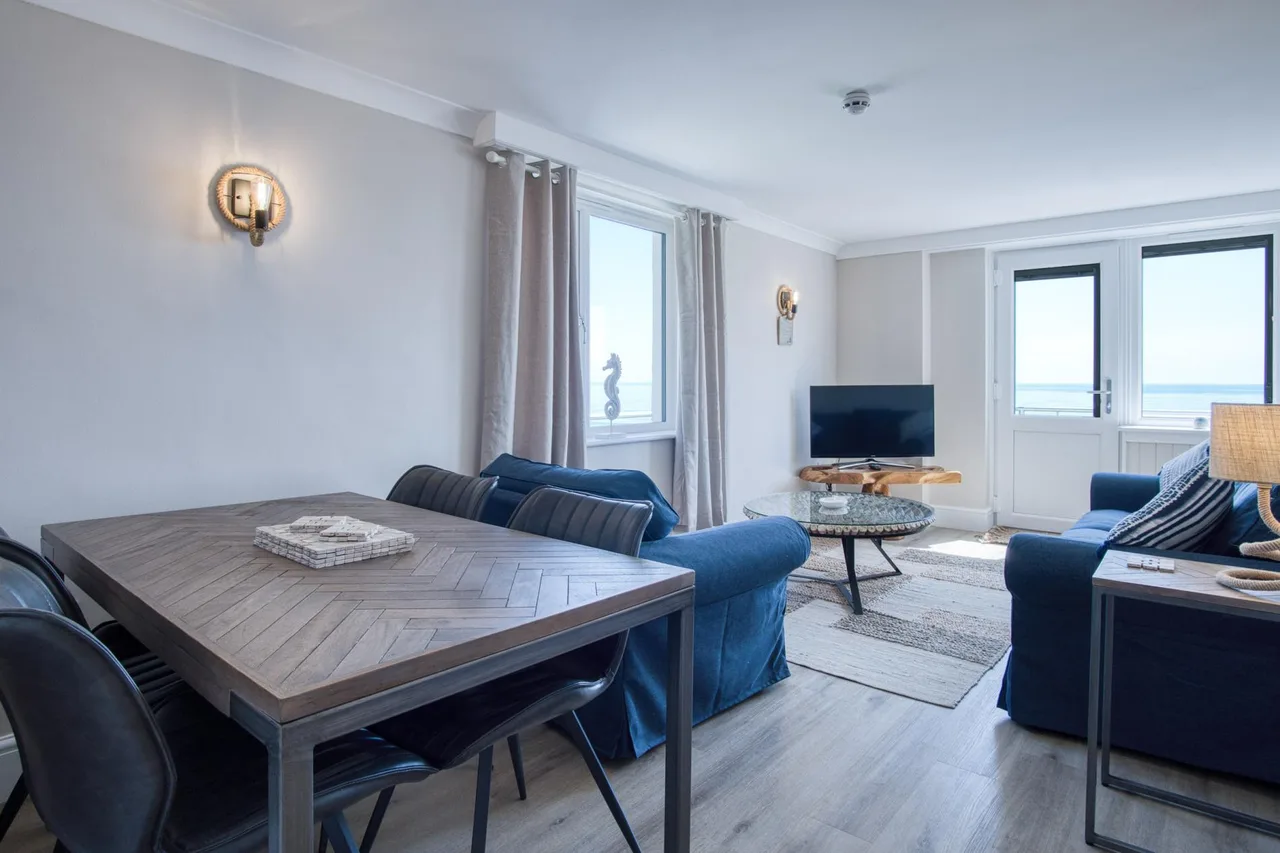 Ocean View Two Bedroom Apartment in Amroth photo 2