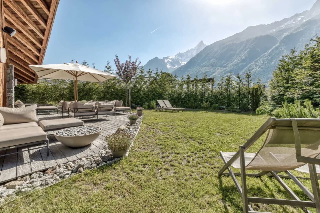 Spacious Terrace Chalet in Chamonix photo 3