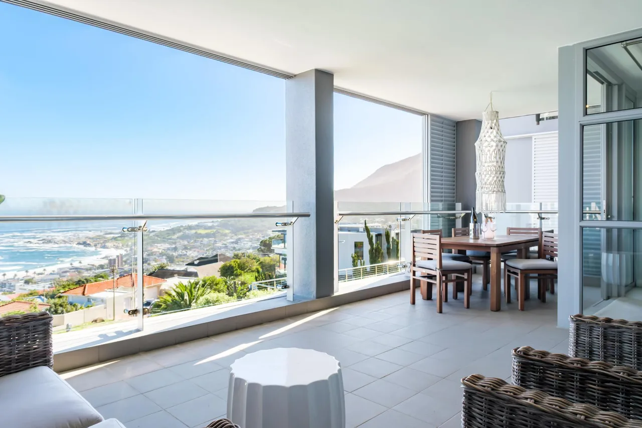 Artistic Sea View Three Bedroom Loft in Camps Bay